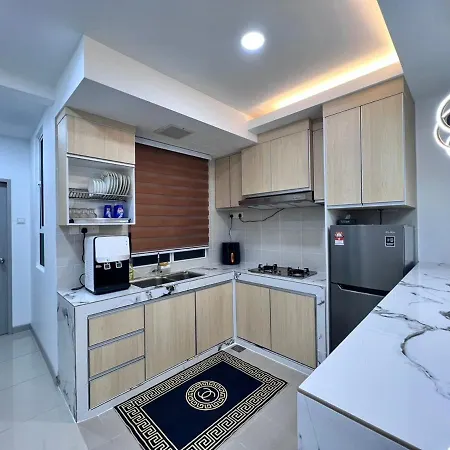 Qaisara Qais Homestay Kuala Terengganu Exterior photo