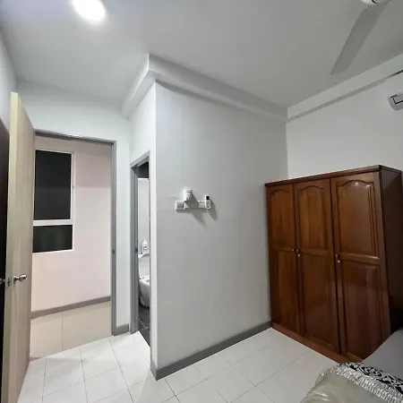Qaisara Qais Homestay Kuala Terengganu Exterior photo